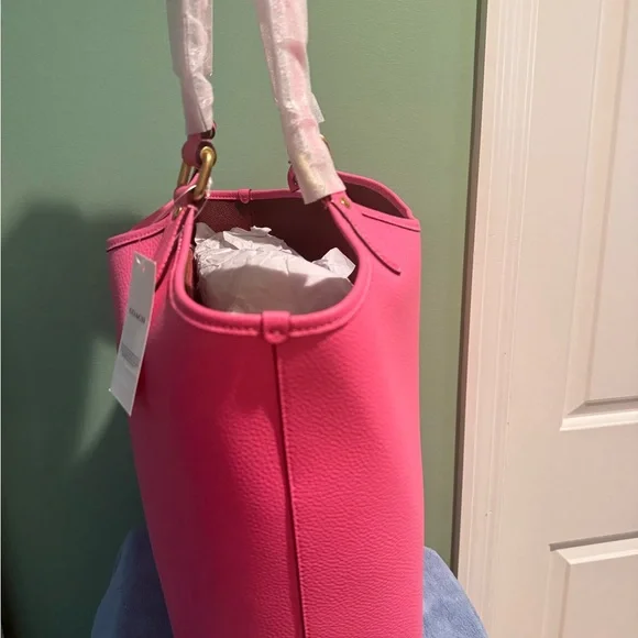 NWT - COACH Polished Pebble Leather Day Tote Petunia One Size - Picture 5 of 11